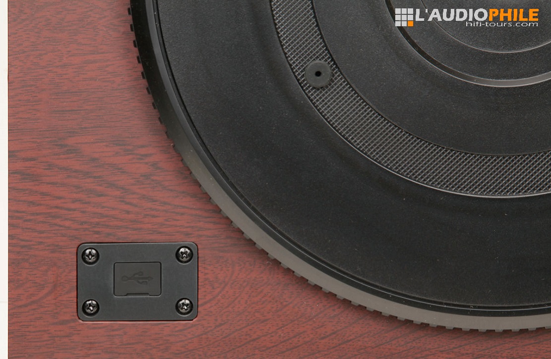 noir Teac MC-D800 B entraînement par courroie, trois vitesses de rotation, haut-parleurs Bass Reflex, Bluetooth, USB, radio Système combiné lecteur CD et platine vinyle